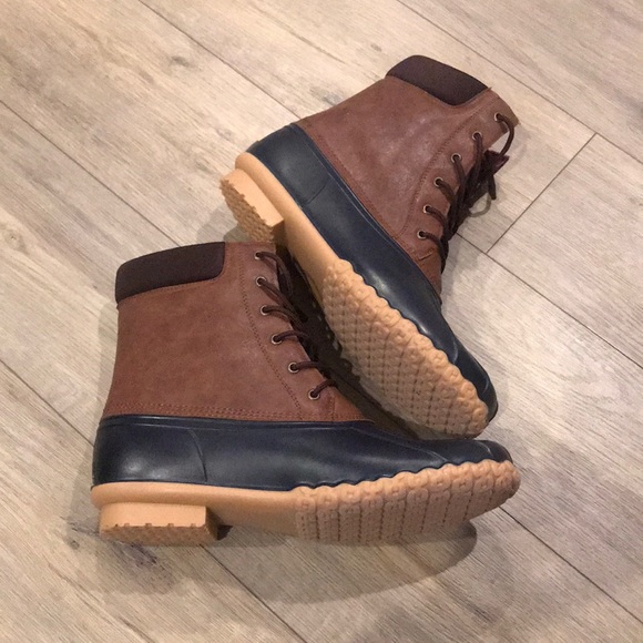 ?Like New ? Weatherproof Vintage Duck Boots main image 5